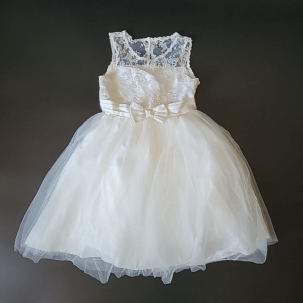Tahari Girl Tea Length Flower Girl Dress 6X White Embroidered Lace Tulle Wedding